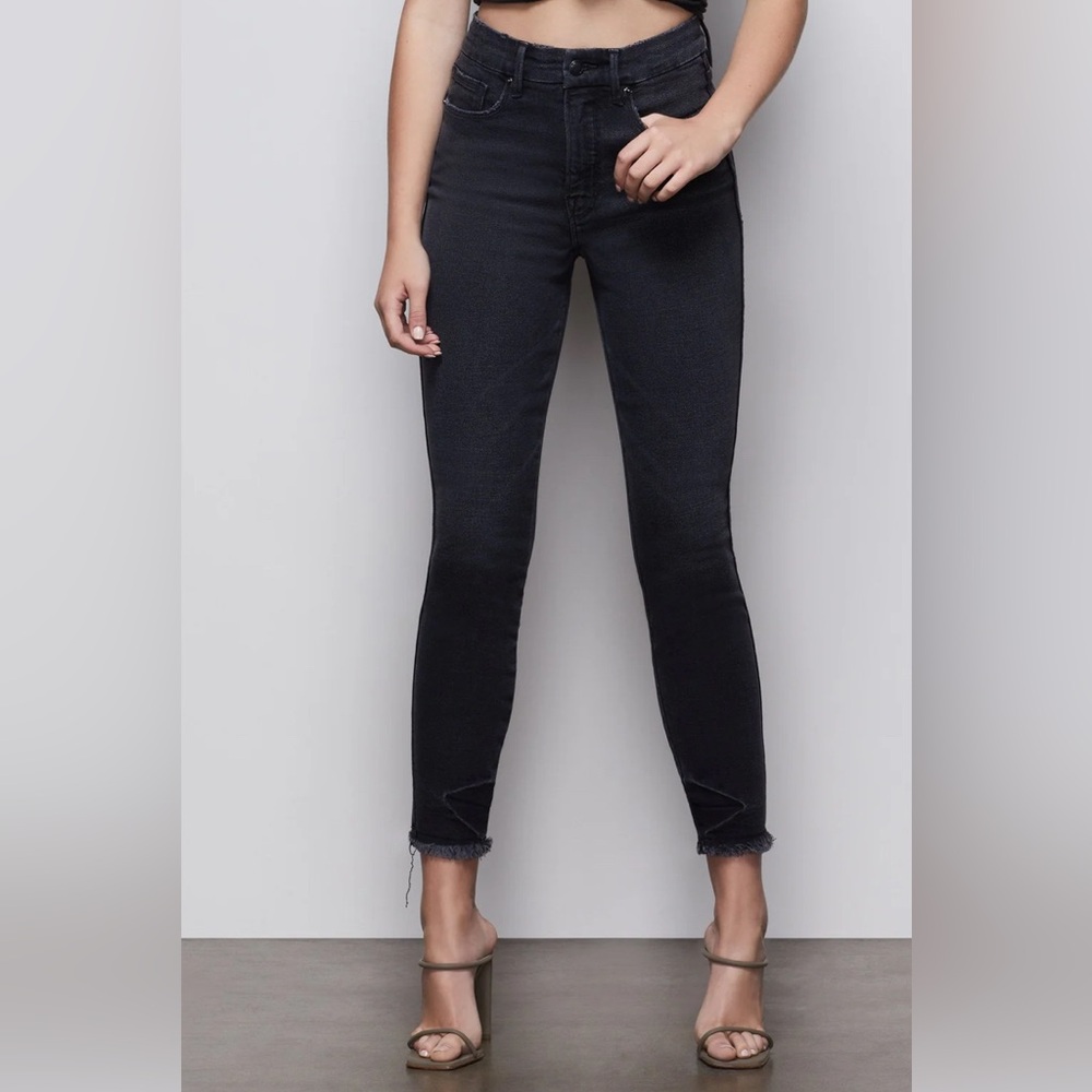 Good American Good Curve 3/4 length, light black, raw edge size 16